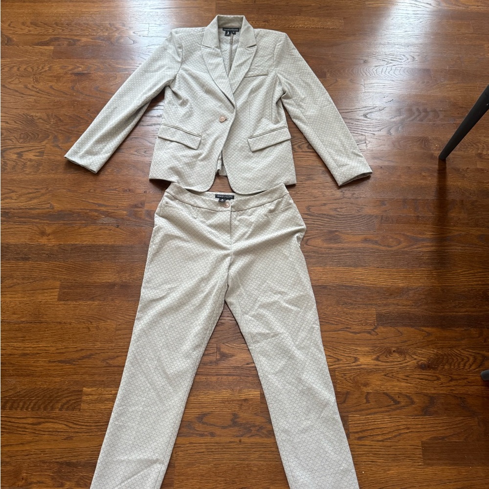 Peace of Cloth Cream Pantsuit Pants-6 Blazer-8